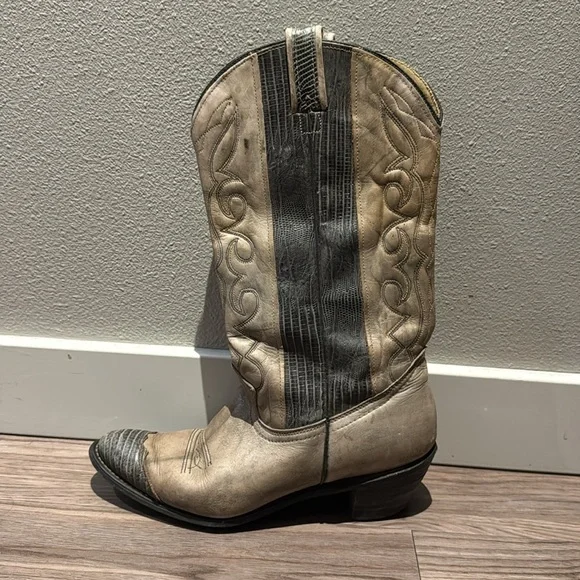 Vintage Western Cowboy Boots - Picture 2 of 3